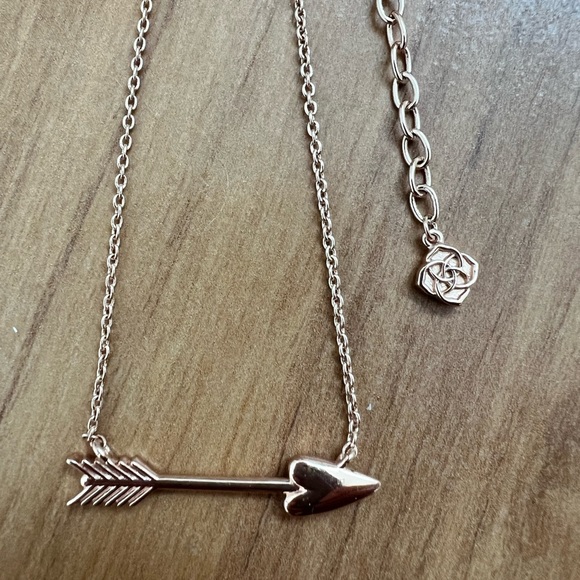 Kendra Scott Zoey Necklace Rose Gold - Picture 1 of 2